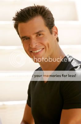 AntonioSabatoJr.jpg